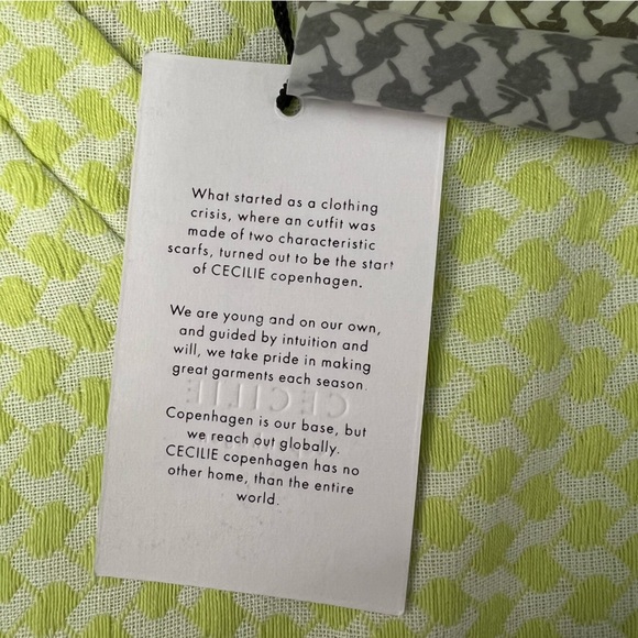 NWT Cecilie Copenhagen Women’s Short Sleeve 100% Cotton Top Size Large - Picture 3 of 9